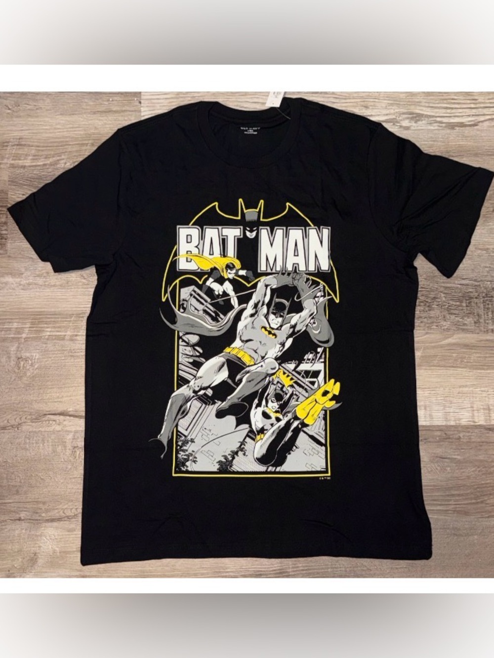 NWT lMen's Batman Shirt Size L